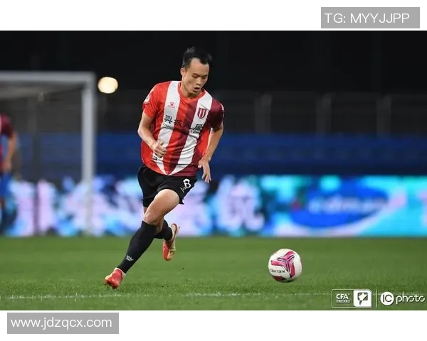 杭州足球队以76分领跑挑战赛积分榜展现强劲实力