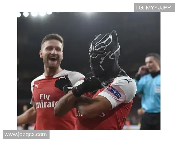 足球明星们向黑豹致敬的精彩瞬间与感人画面合集 足球明星们向黑豹致敬的精彩瞬间与感人画面合集