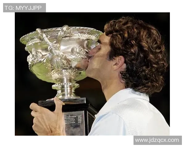 重庆网球队在欧锦赛中展现卓越团队协作精神与竞技风采 重庆网球队在欧锦赛中展现卓越团队协作精神与竞技风采