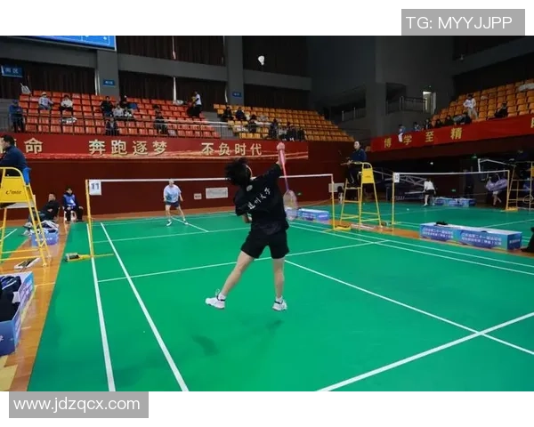 挑战赛点评：深圳羽毛球队的配合表现